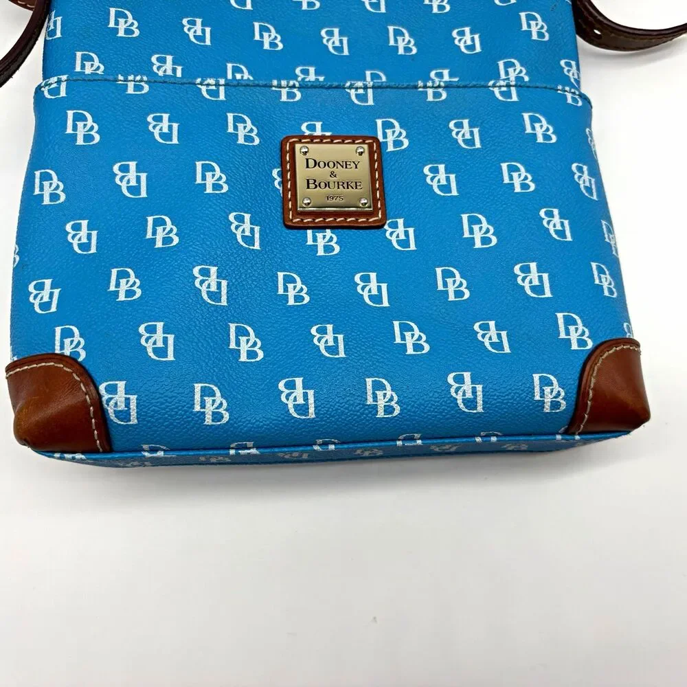 Dooney & Bourke dooney bourke